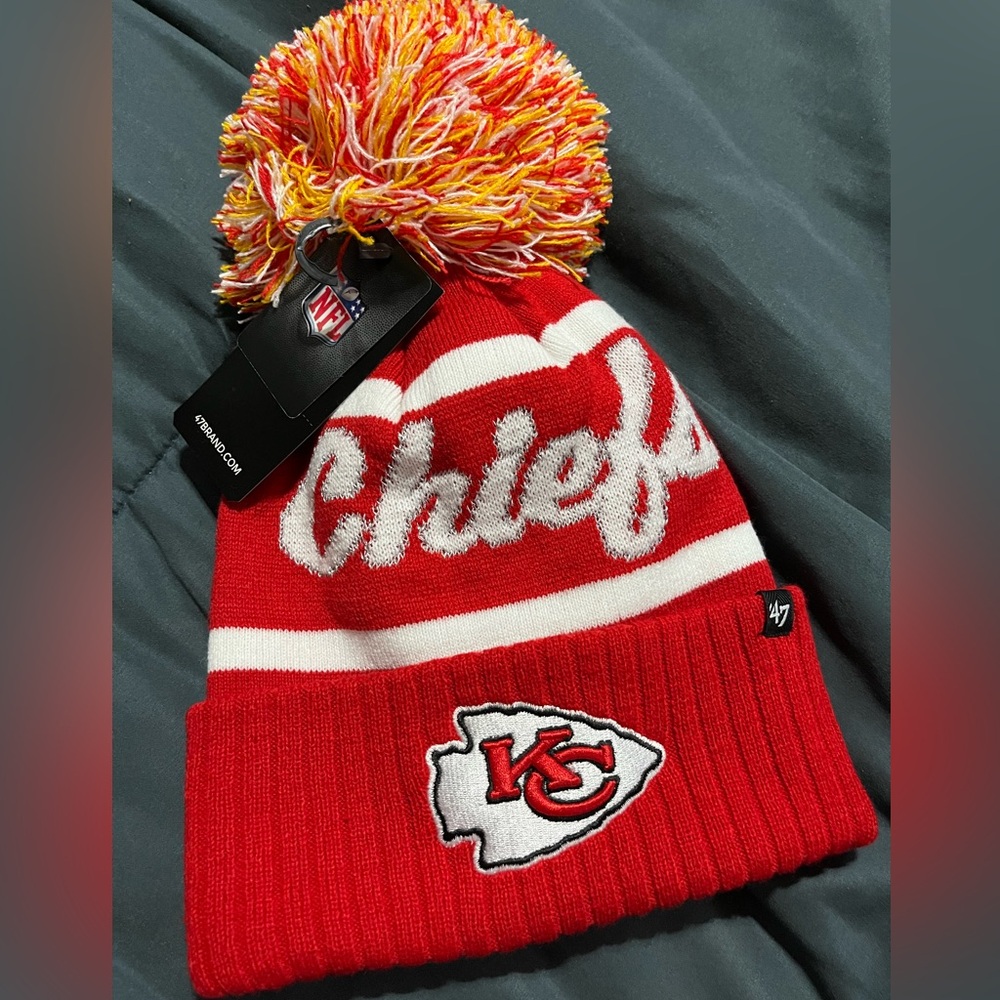 Kansas City Chiefs Red & White Pom Beanie